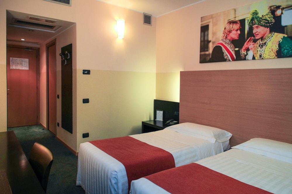 B&B Hotel Milano Cologno Studios Cologno Monzese Exterior foto