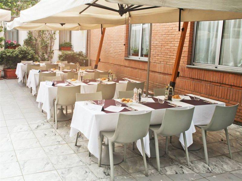 B&B Hotel Milano Cologno Studios Cologno Monzese Exterior foto