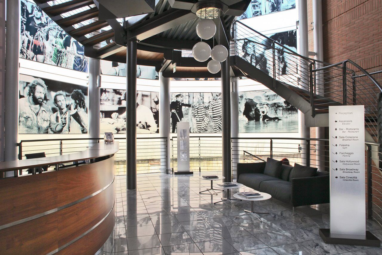 B&B Hotel Milano Cologno Studios Cologno Monzese Exterior foto